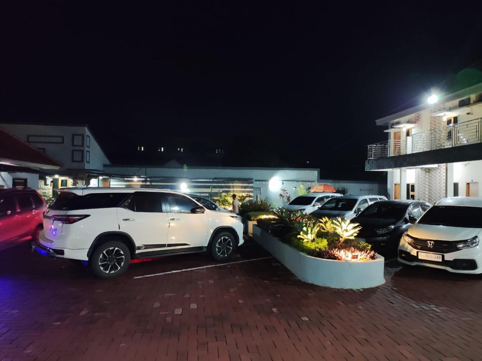 Hotel Cibening Purwakarta Dış mekan fotoğraf