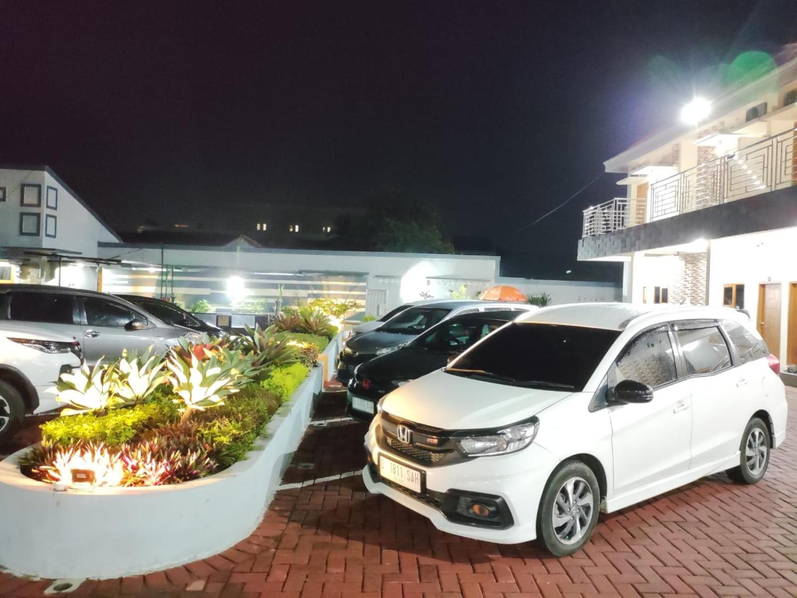 Hotel Cibening Purwakarta Dış mekan fotoğraf