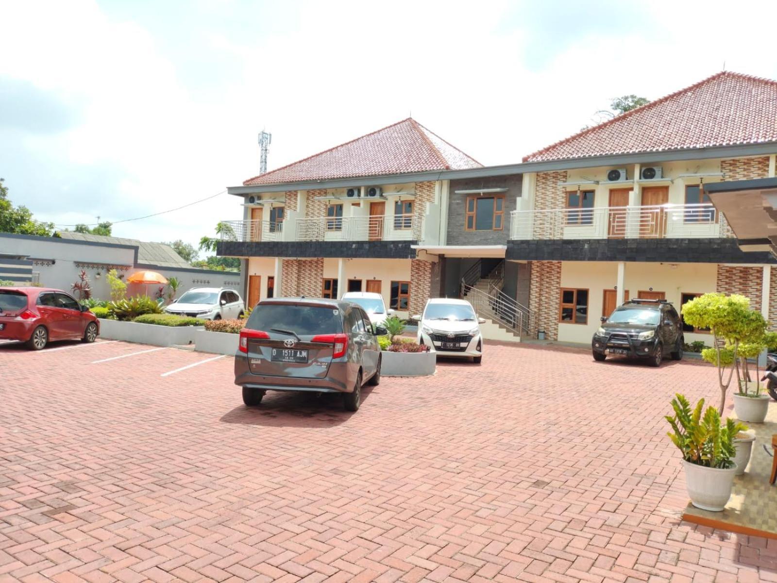 Hotel Cibening Purwakarta Dış mekan fotoğraf
