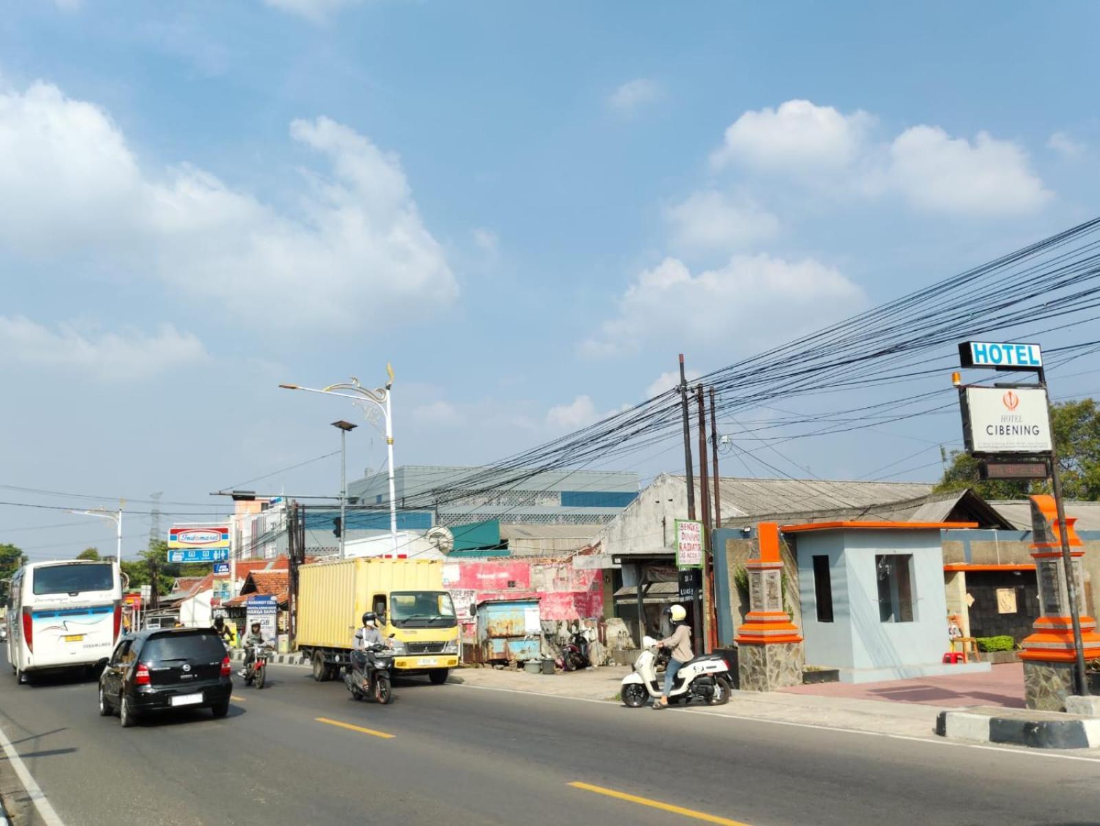 Hotel Cibening Purwakarta Dış mekan fotoğraf