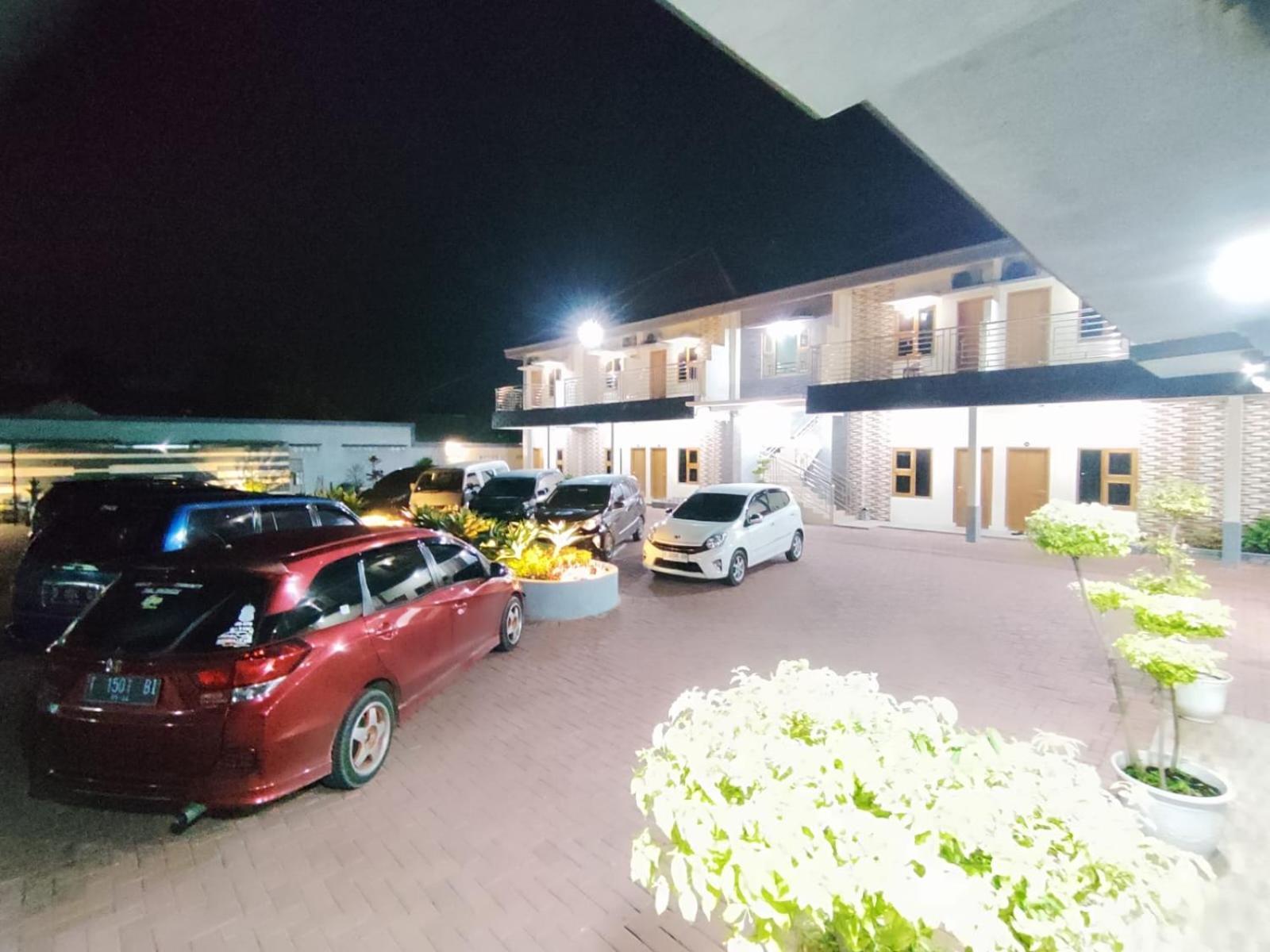 Hotel Cibening Purwakarta Dış mekan fotoğraf