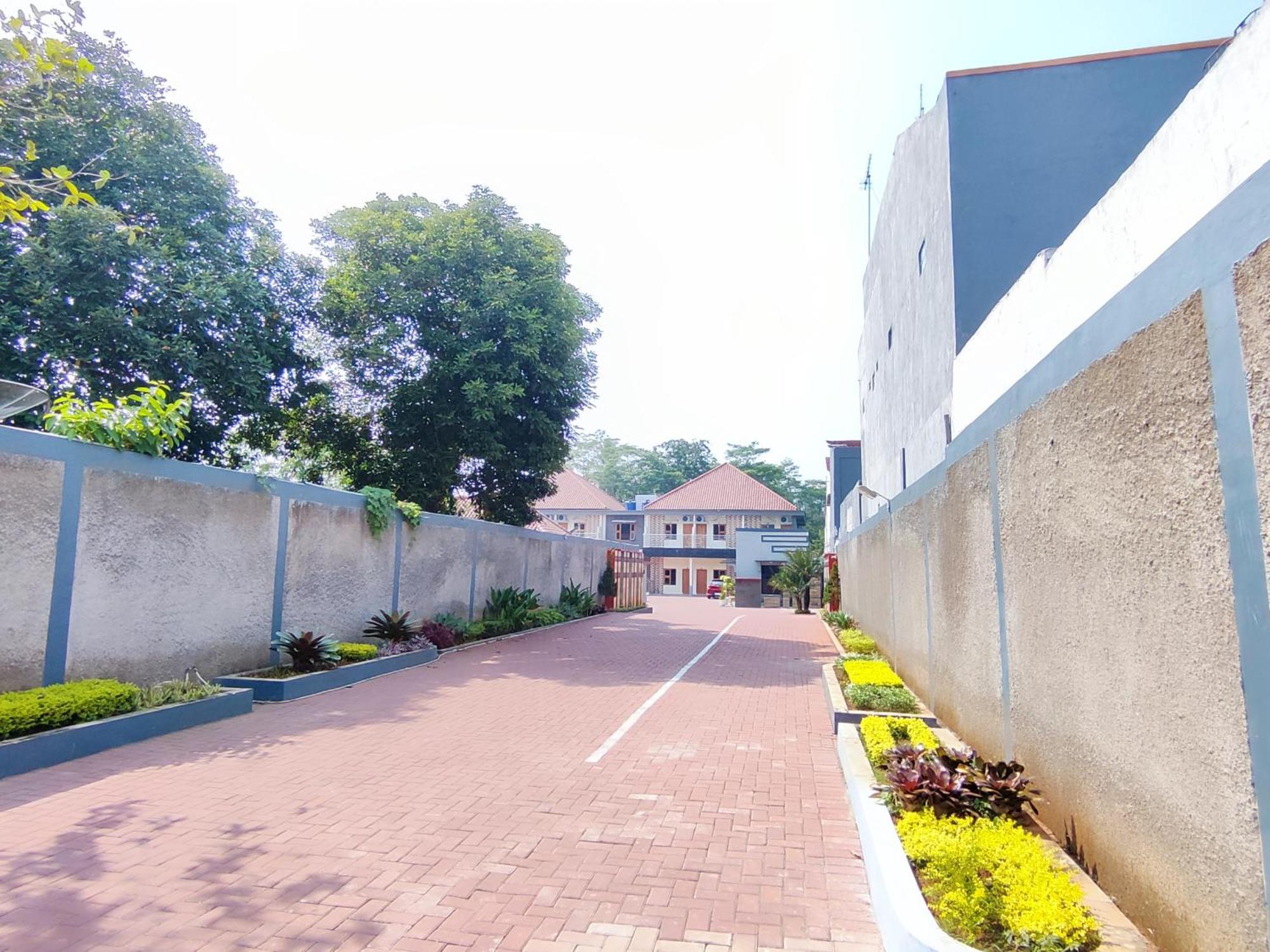 Hotel Cibening Purwakarta Dış mekan fotoğraf