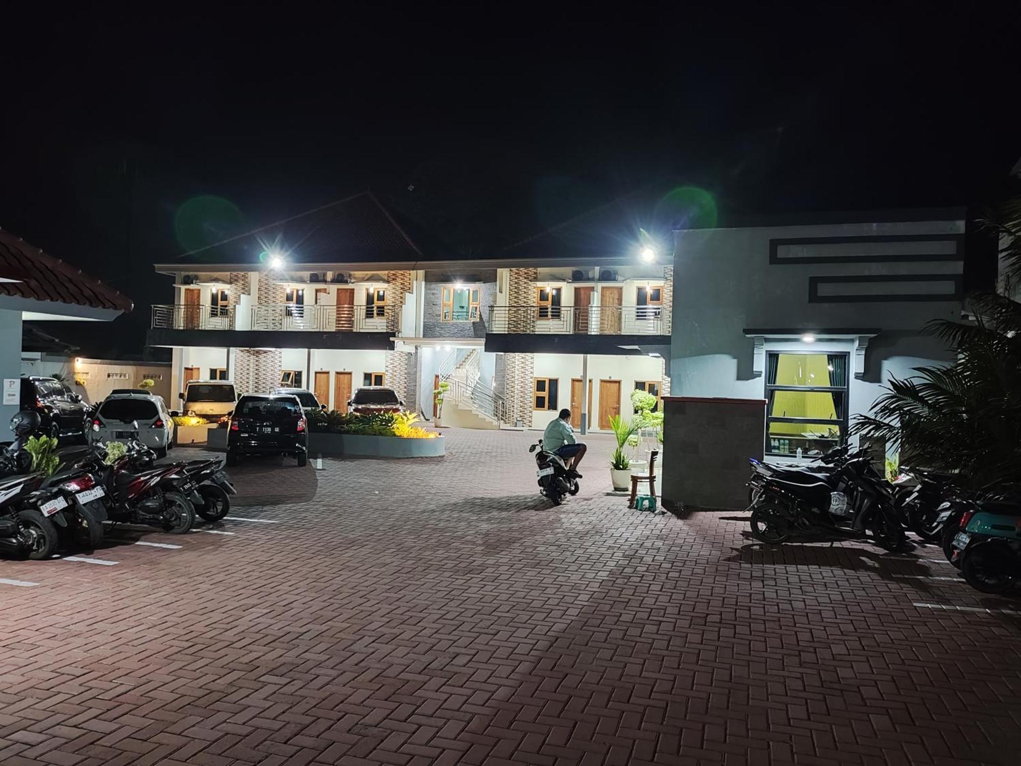 Hotel Cibening Purwakarta Dış mekan fotoğraf