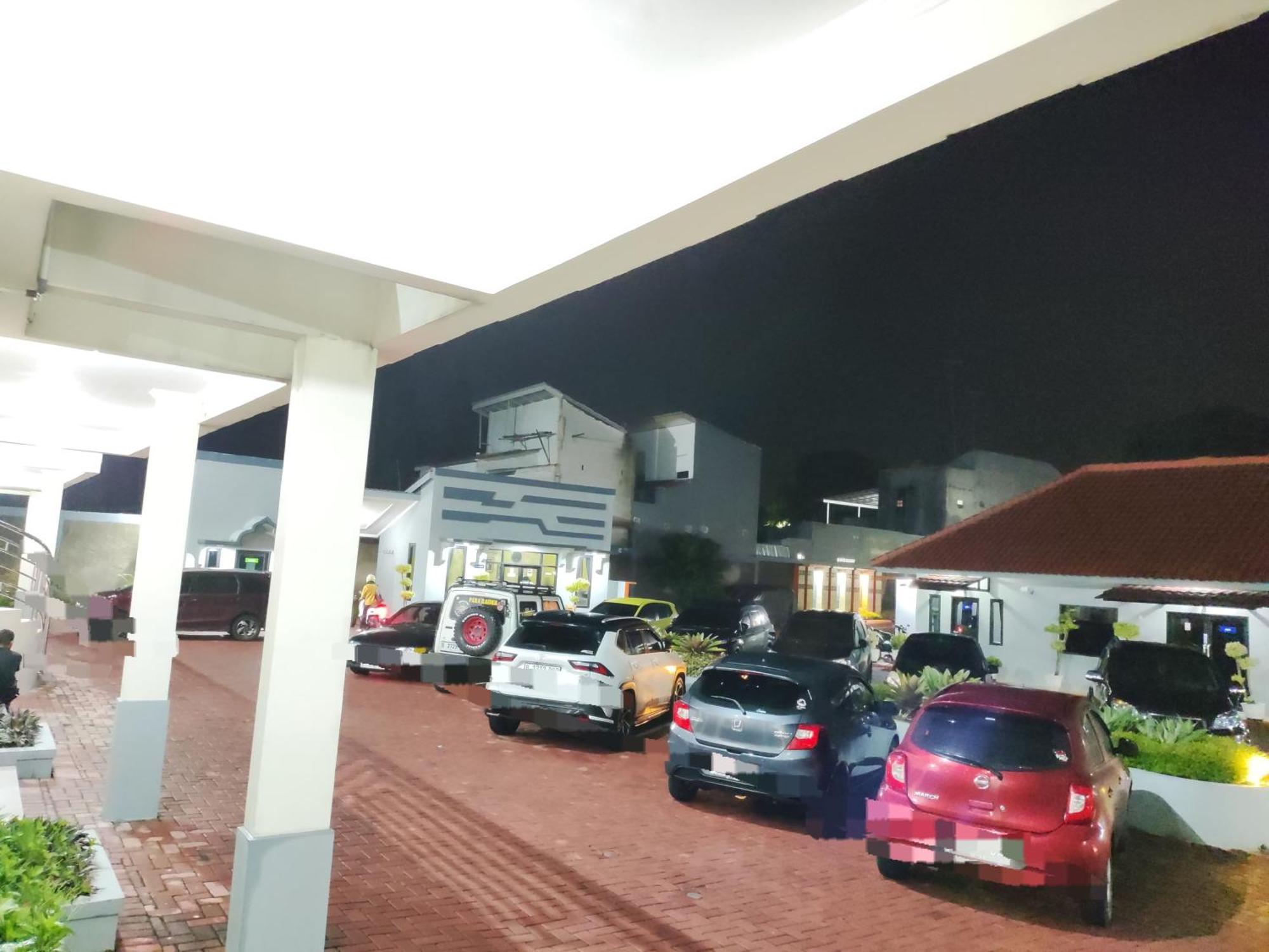 Hotel Cibening Purwakarta Dış mekan fotoğraf