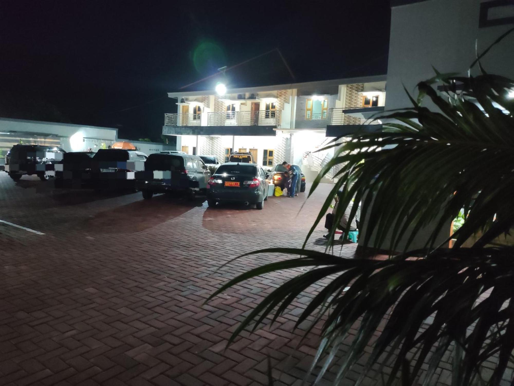 Hotel Cibening Purwakarta Dış mekan fotoğraf