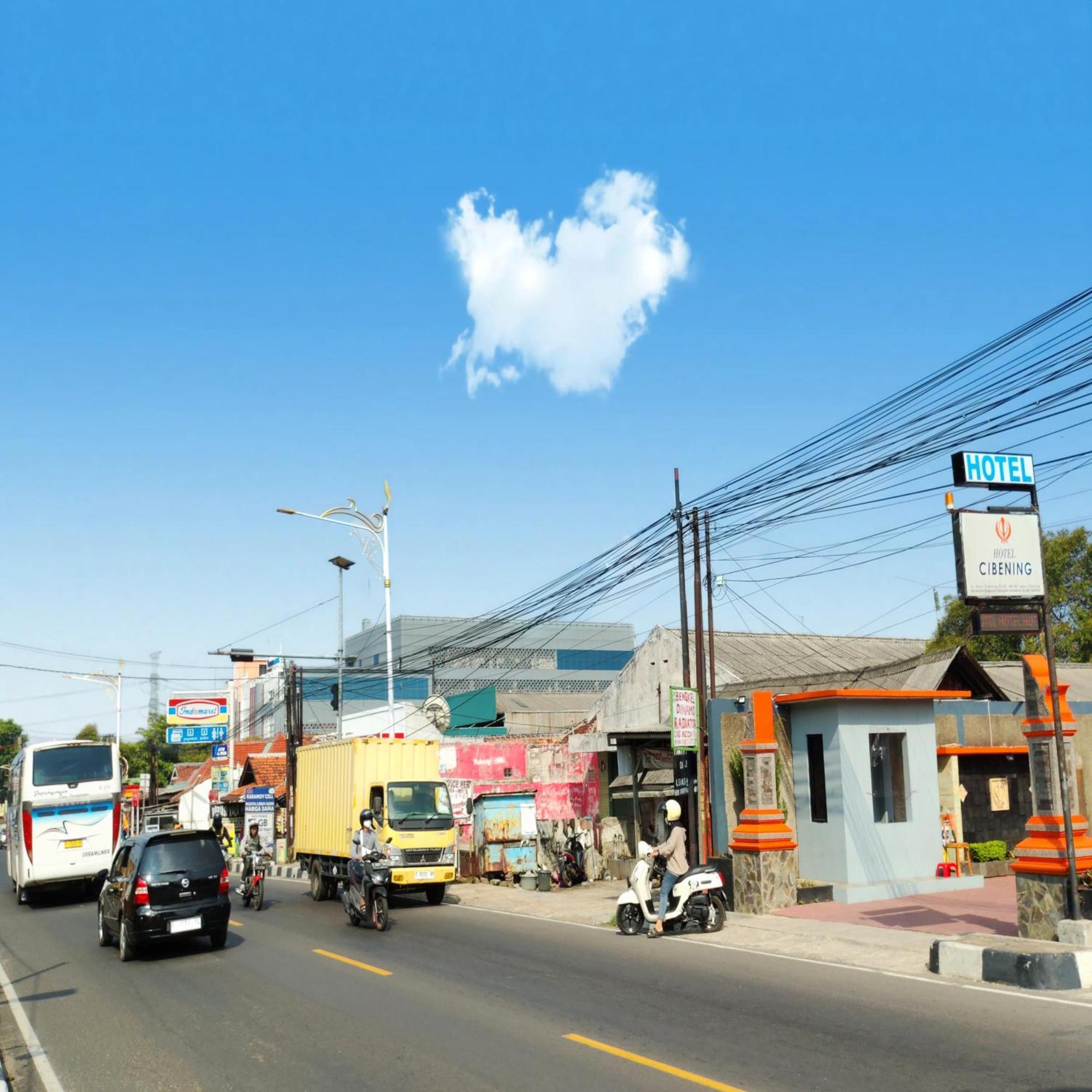 Hotel Cibening Purwakarta Dış mekan fotoğraf